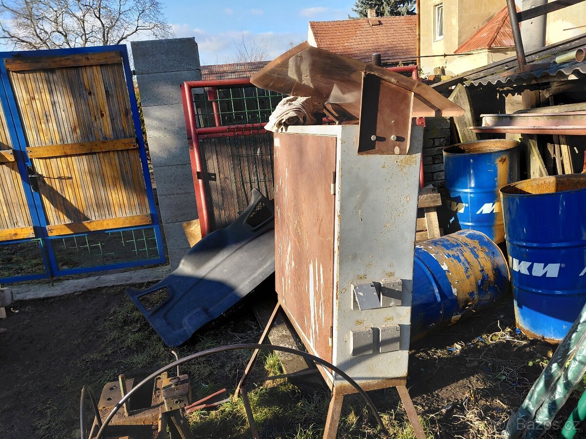 Prodám vše na foto levně - 9