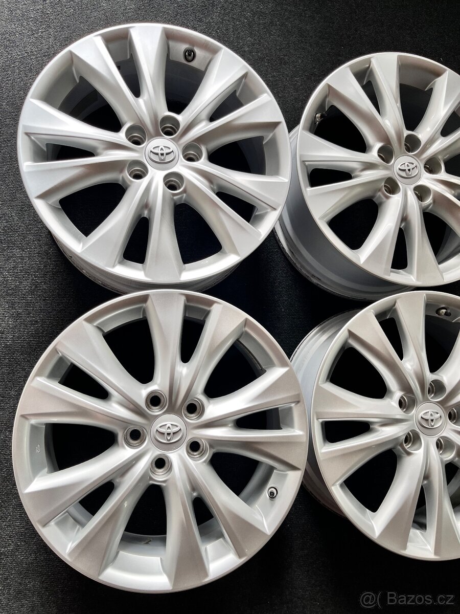 Toyota RAV4 - 4. Generace alu originál sada disku - ET45 - 9