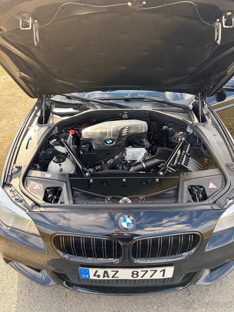 BMW 5 520i 2013 - 9