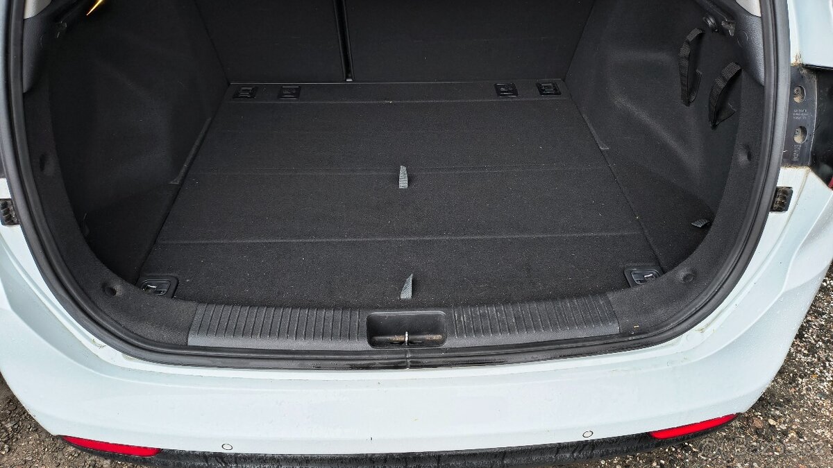 Kia Ceed 1,6Di 100kw - 9