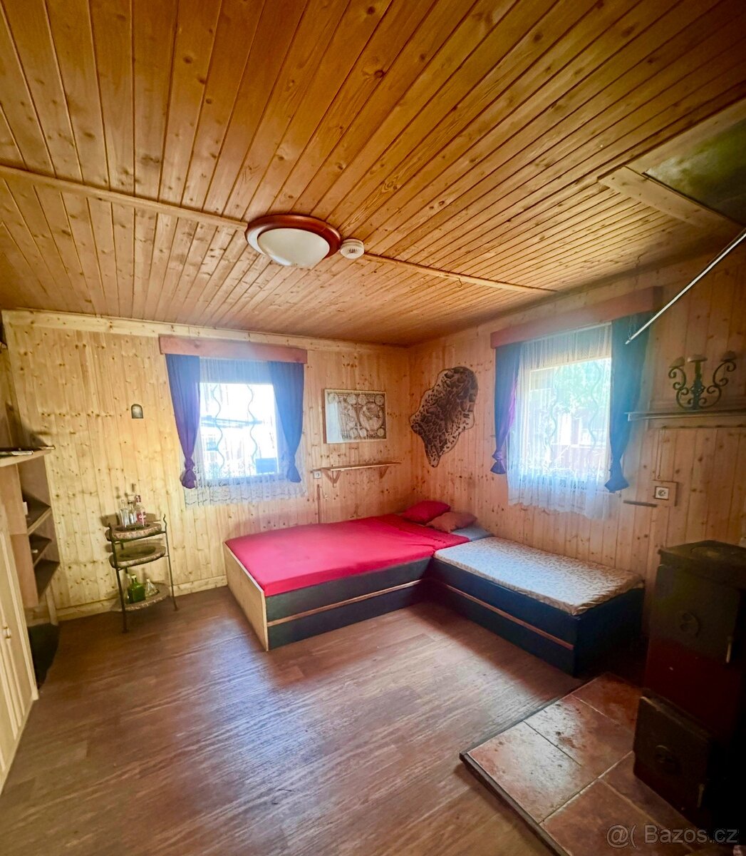 Chata 3+1 , 52m2 okres Praha východ - 9