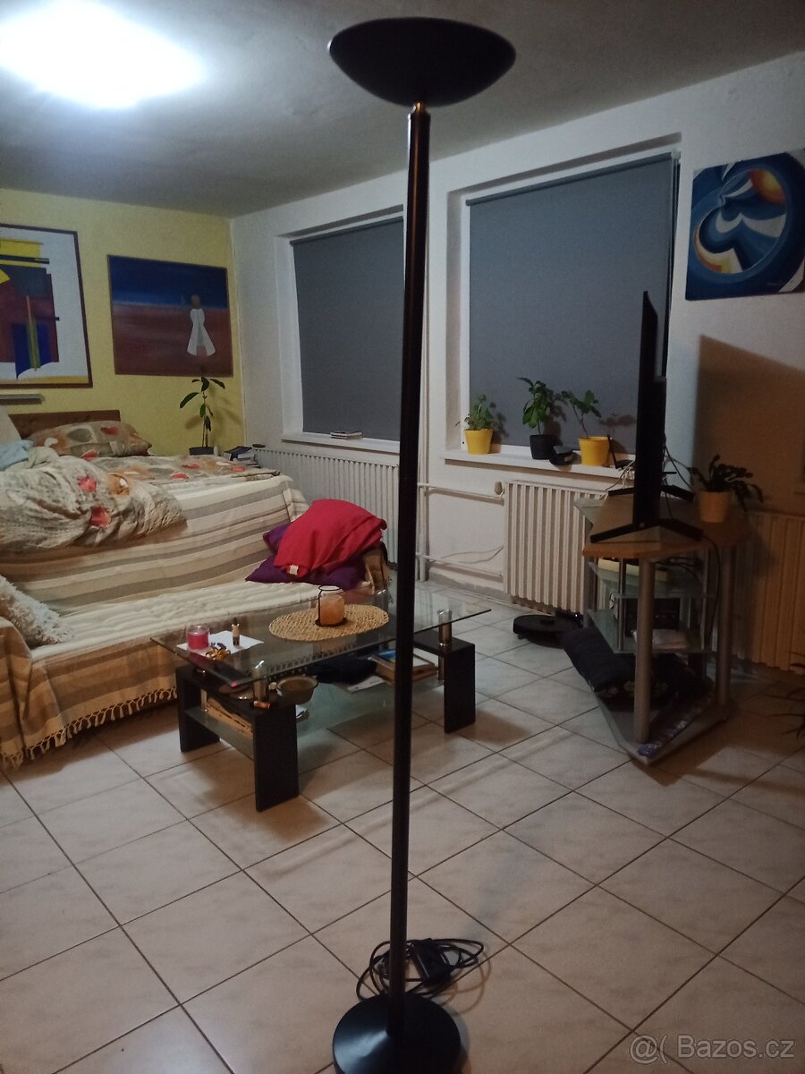 Stojanová lampa černá s reostatem levně - 9