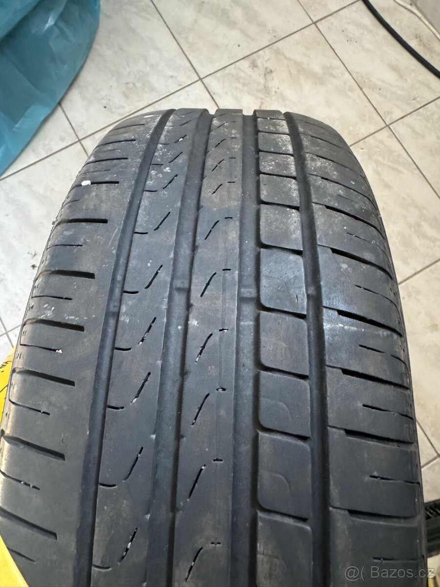 Letní 215/55 R17 4x - 9