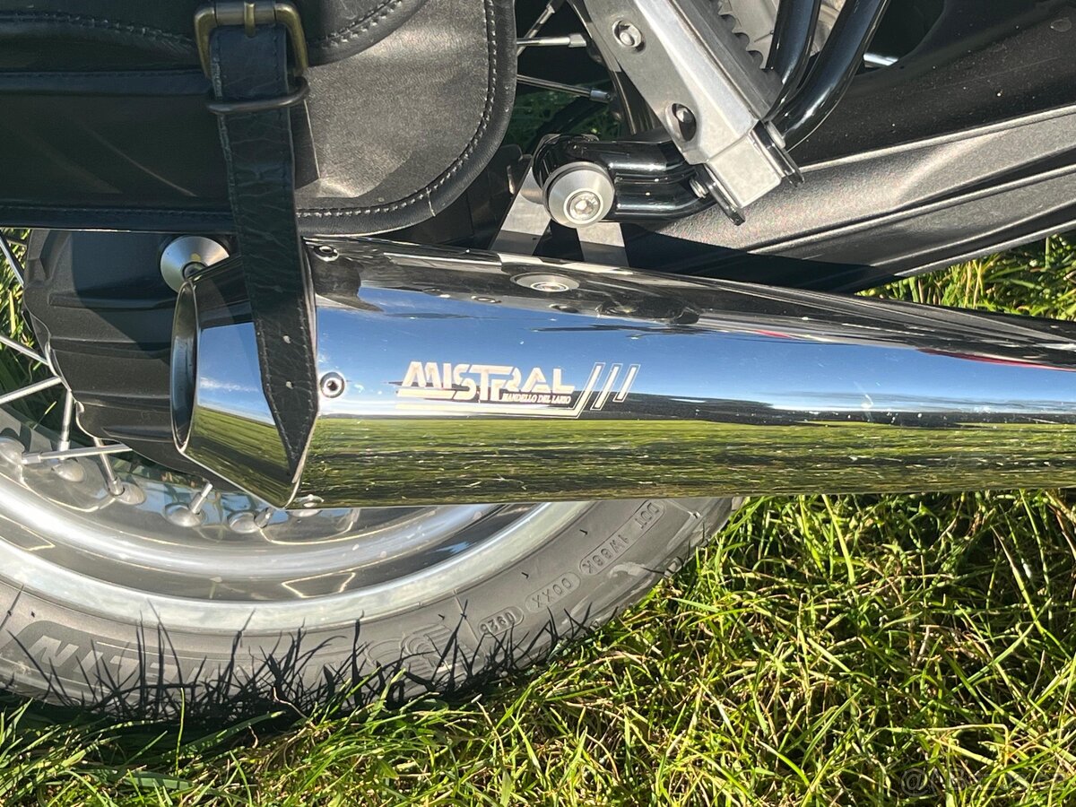 Moto Guzzi V7 Special - 9