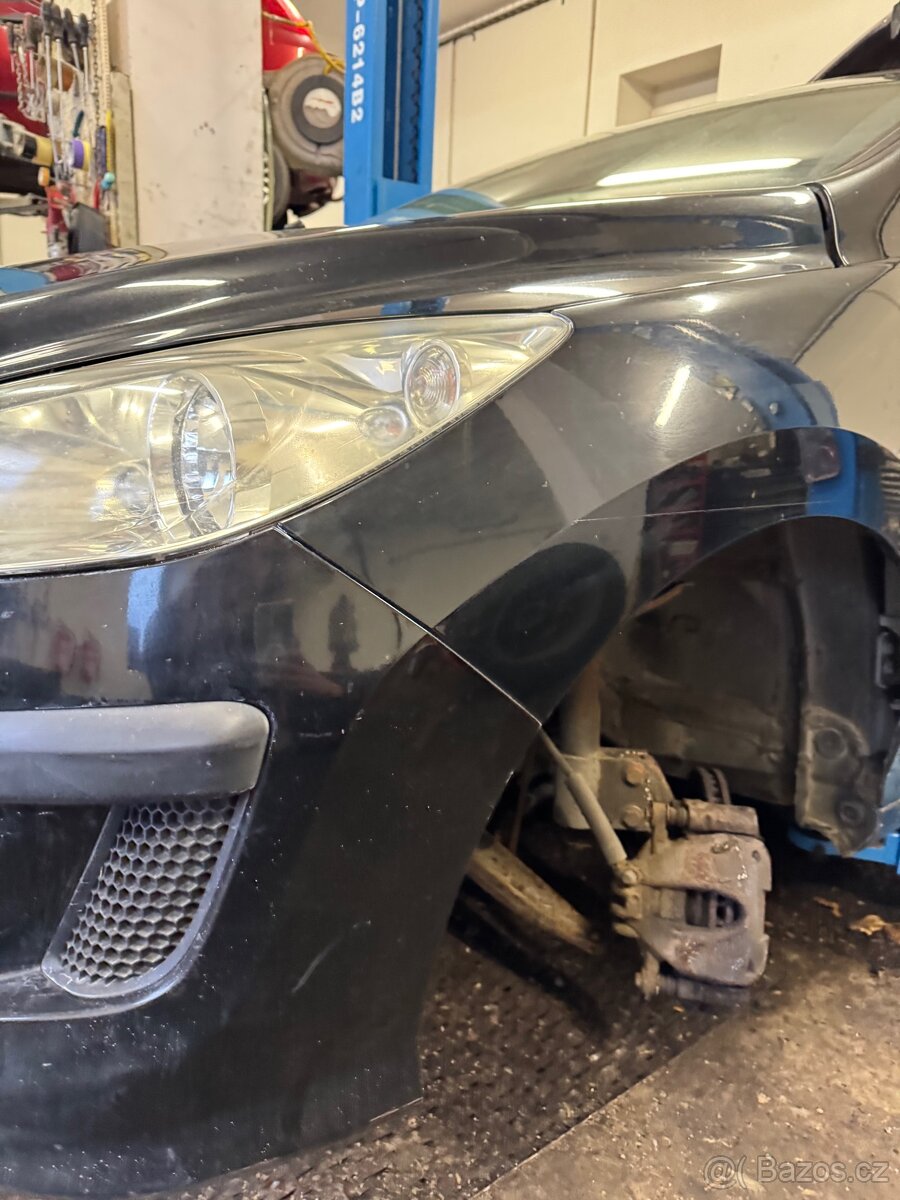 Peugeot 308, předek kód barvy KTV - 9