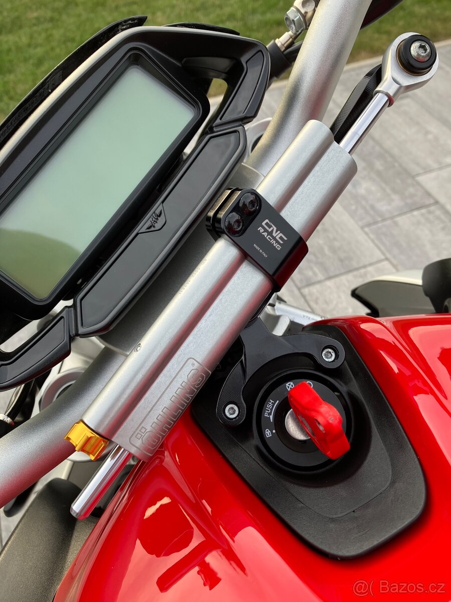 MV Agusta Brutale 800 - 9