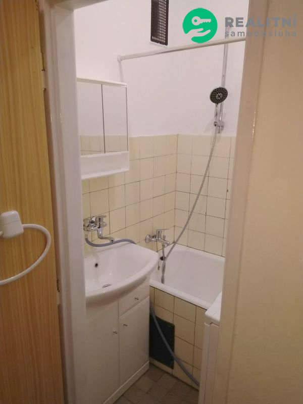Pronájem bytu 2+1 , Přerov - 9