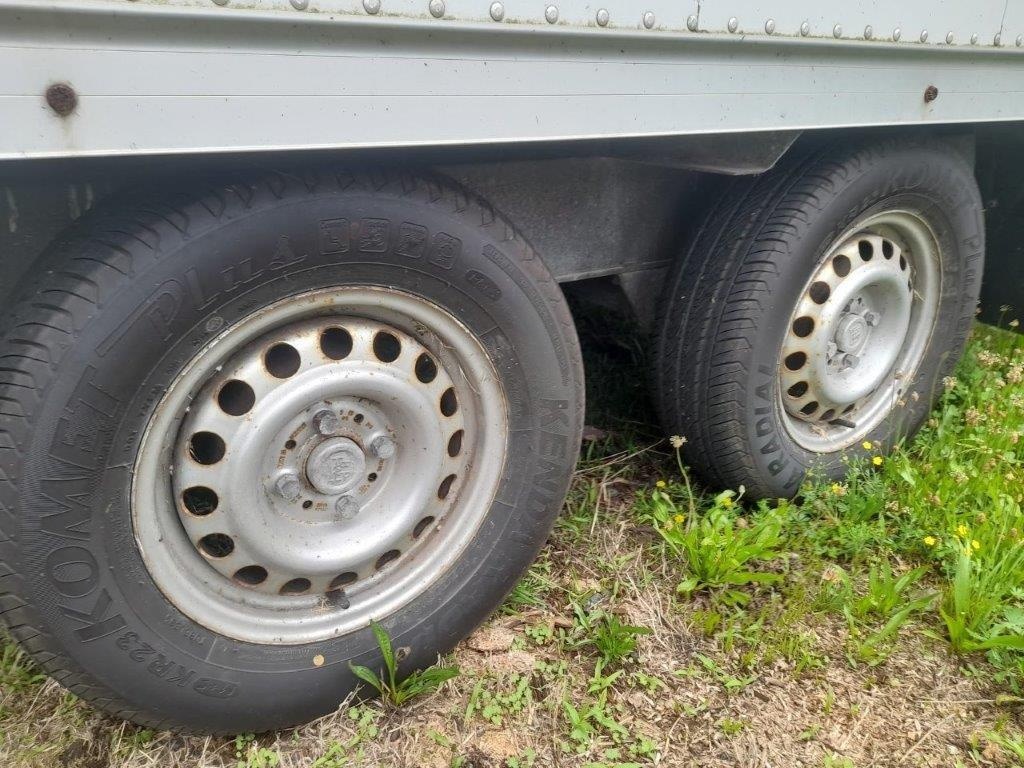 Celohlinikovy prives na prepravu a skladovani - 9