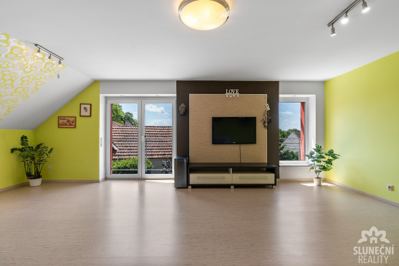 Prodej rodinného domu 6+1 , Uherské Hradiště - Jarošov, 528 - 9