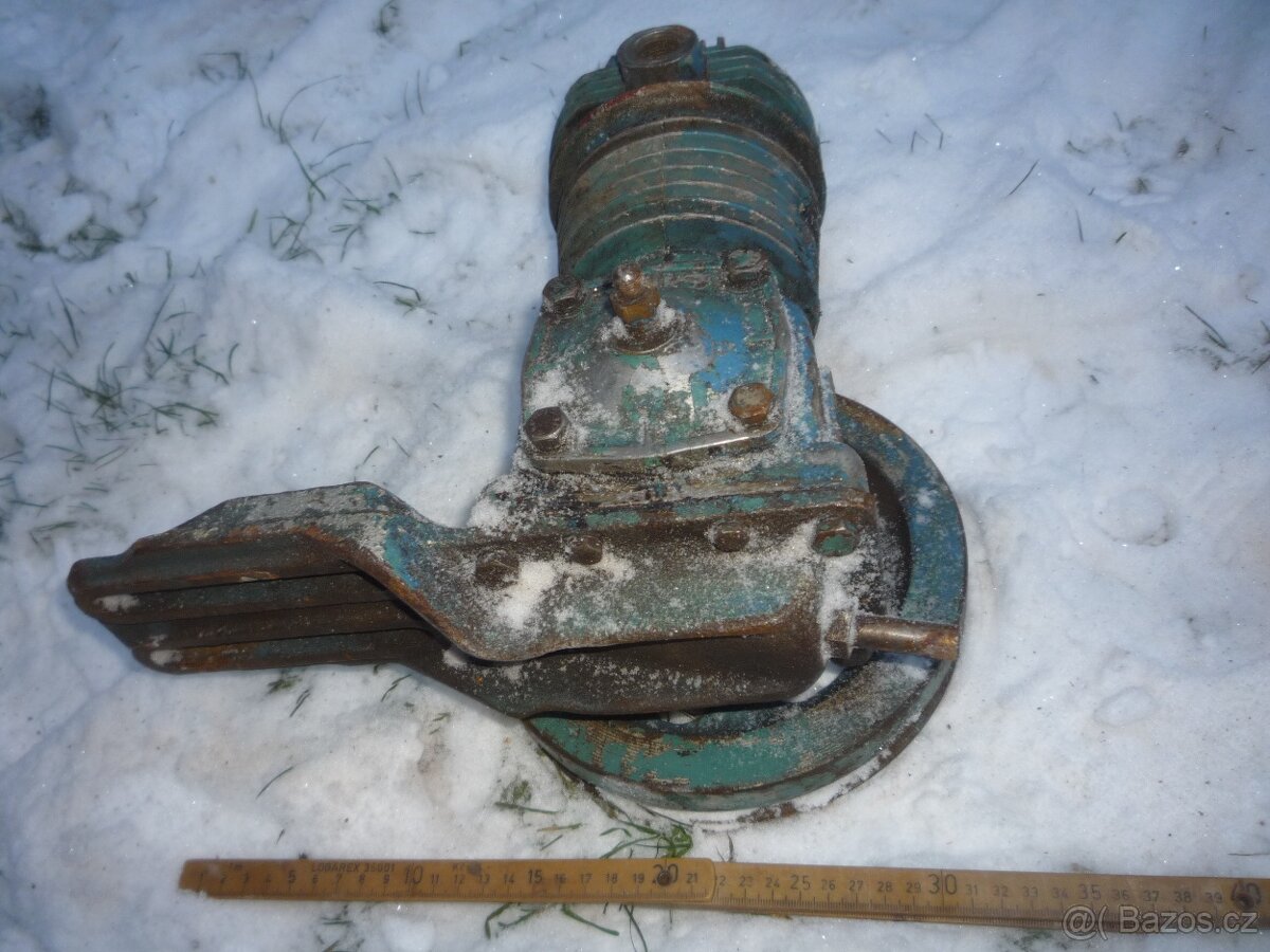 prodám náhradní díly na terénní vozidlo zn.ARO, a další .... - 9