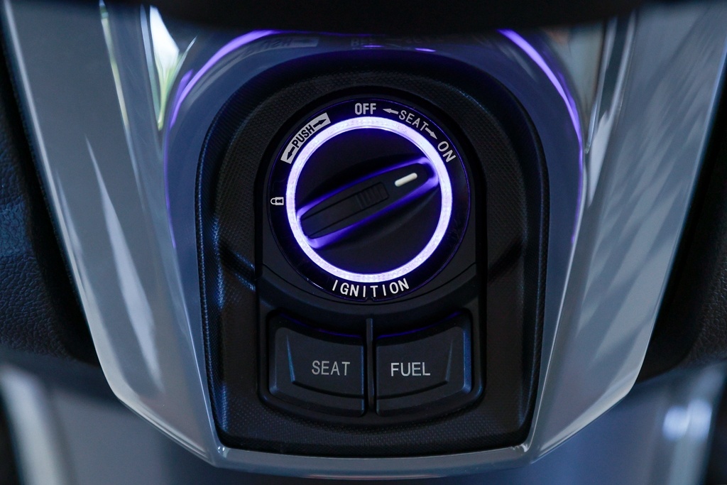 YUKI 125i YMAX Novinka - 9