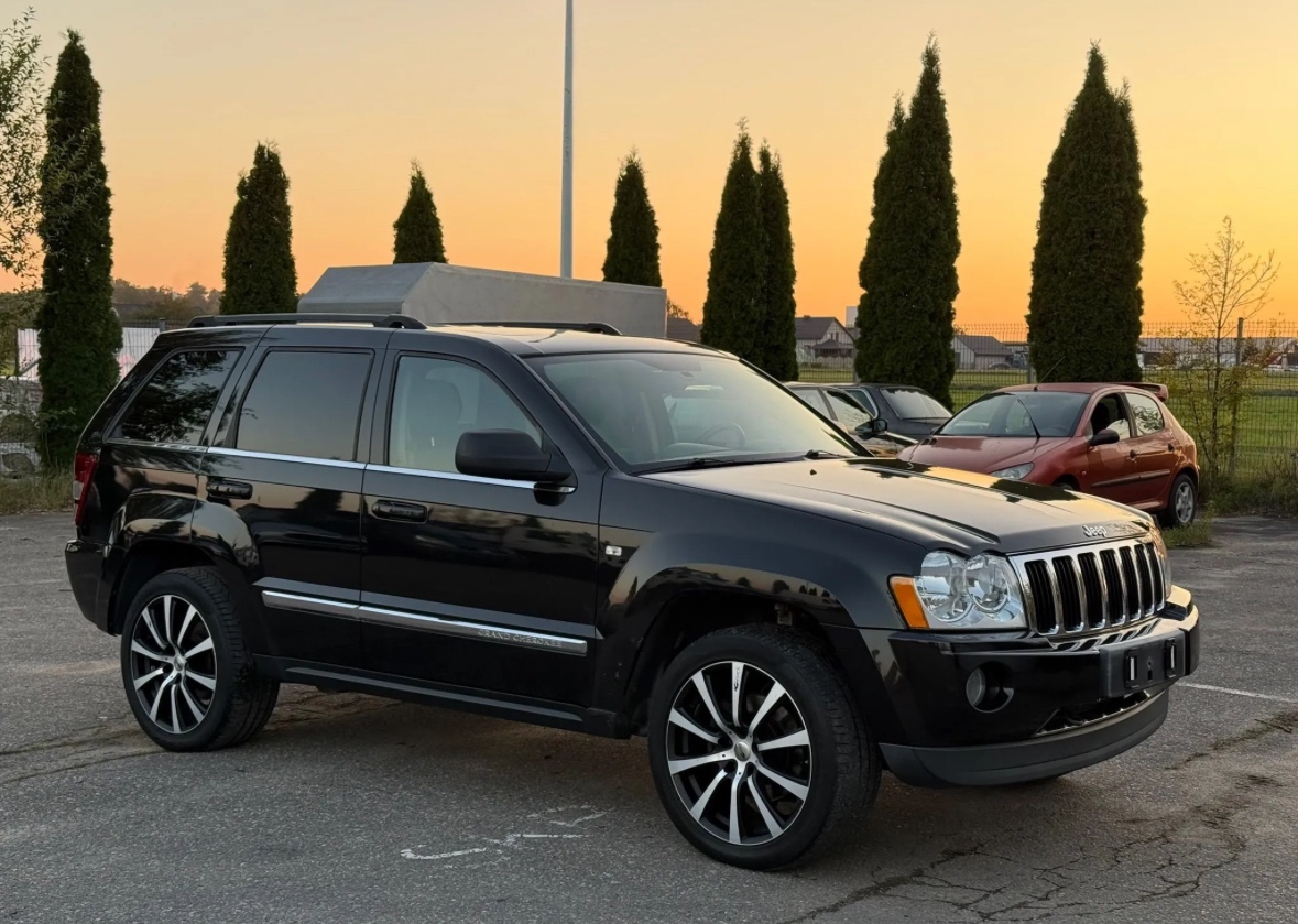 Jeep grand cherokee 5.7 HEMI OVERLAND - 9