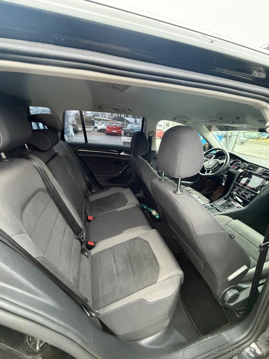 VW Golf 7.5 variant 2.0tdi 110kW DSG - 9