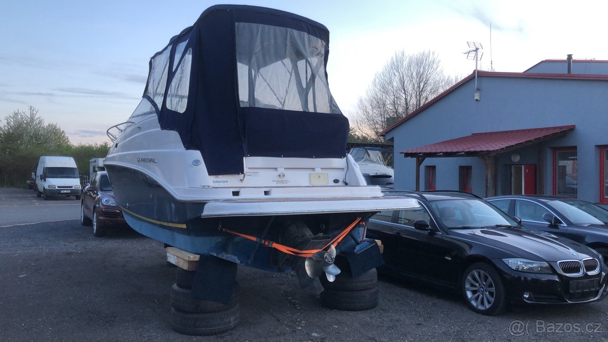 Regal 26.65 Commodore 2009 - 9