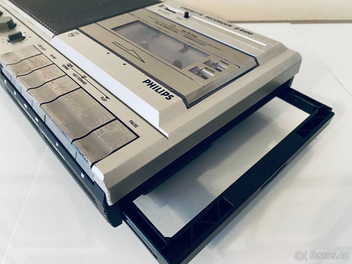 Kazetový magnetofon Philips D6410, rok 1983 - 9