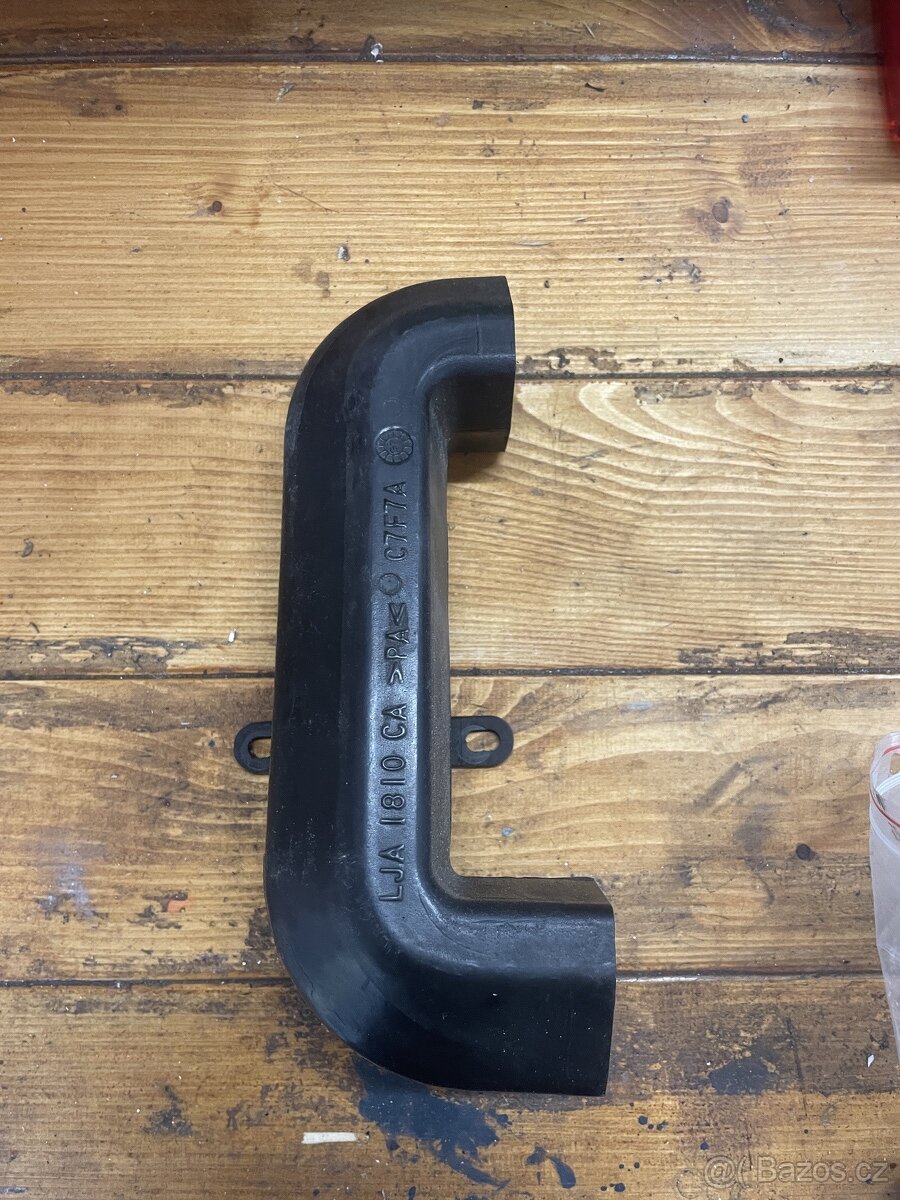 Díly Jaguar xk8 / xkr - 9