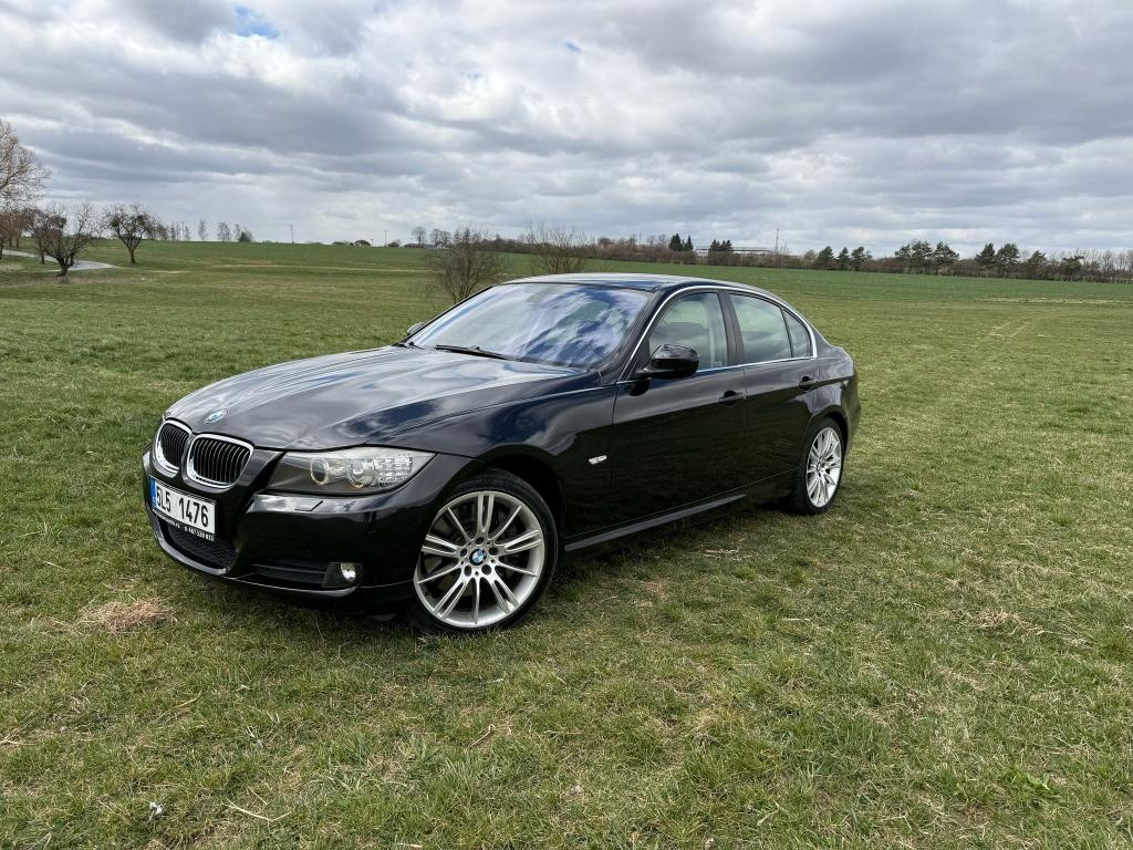 BMW Řada 3, 330i - XENONY - 9