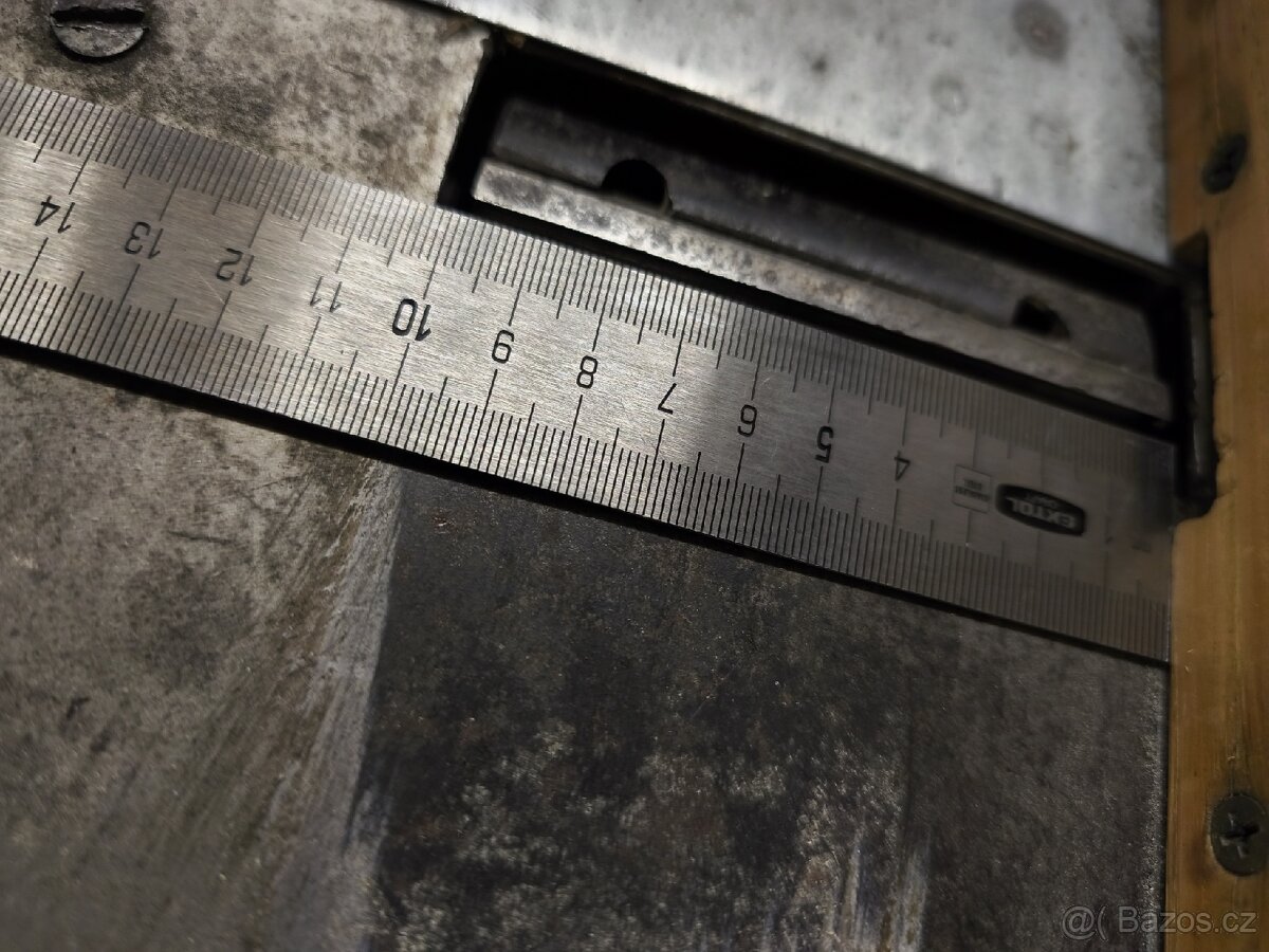 Prodám stolní hoblovku. - 9