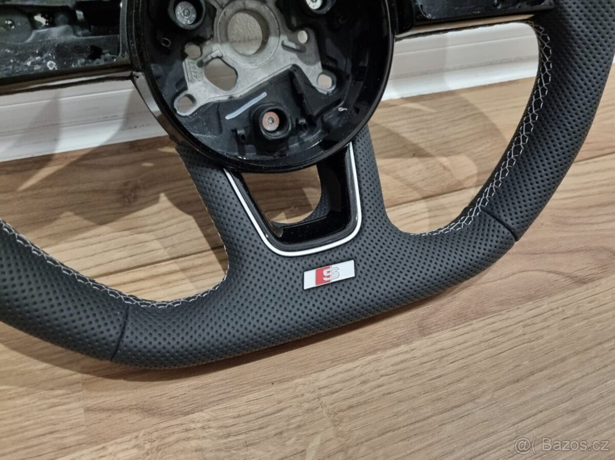AUDI VOLANT KOZENY PERFOROVANY A3 A4 A5 - 9