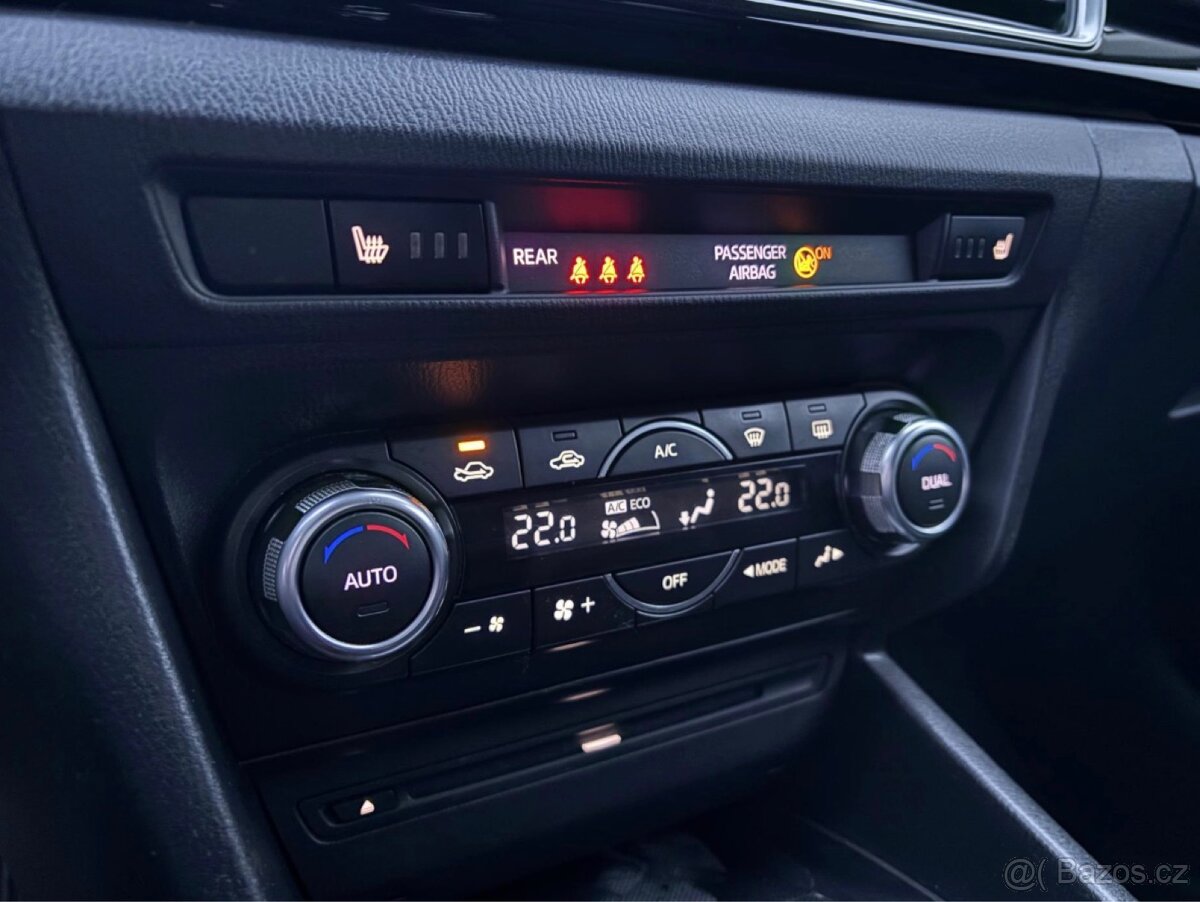 MAZDA 3 2.0 88 KW CENTER-LINE 148TKM - BENZÍN - 9