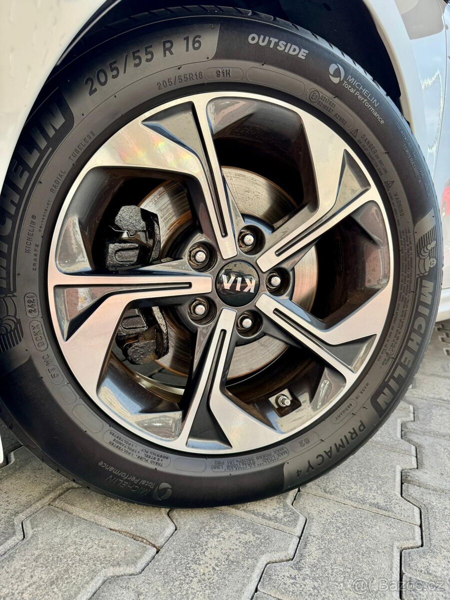 Kia Ceed 1,6 crdi 100 kw Gt line automat - 9