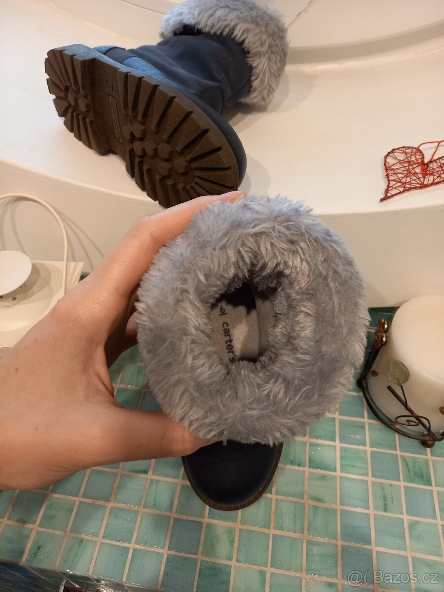 Nádherné kozačky s kožíškem Carter's, vel. 22 - 9
