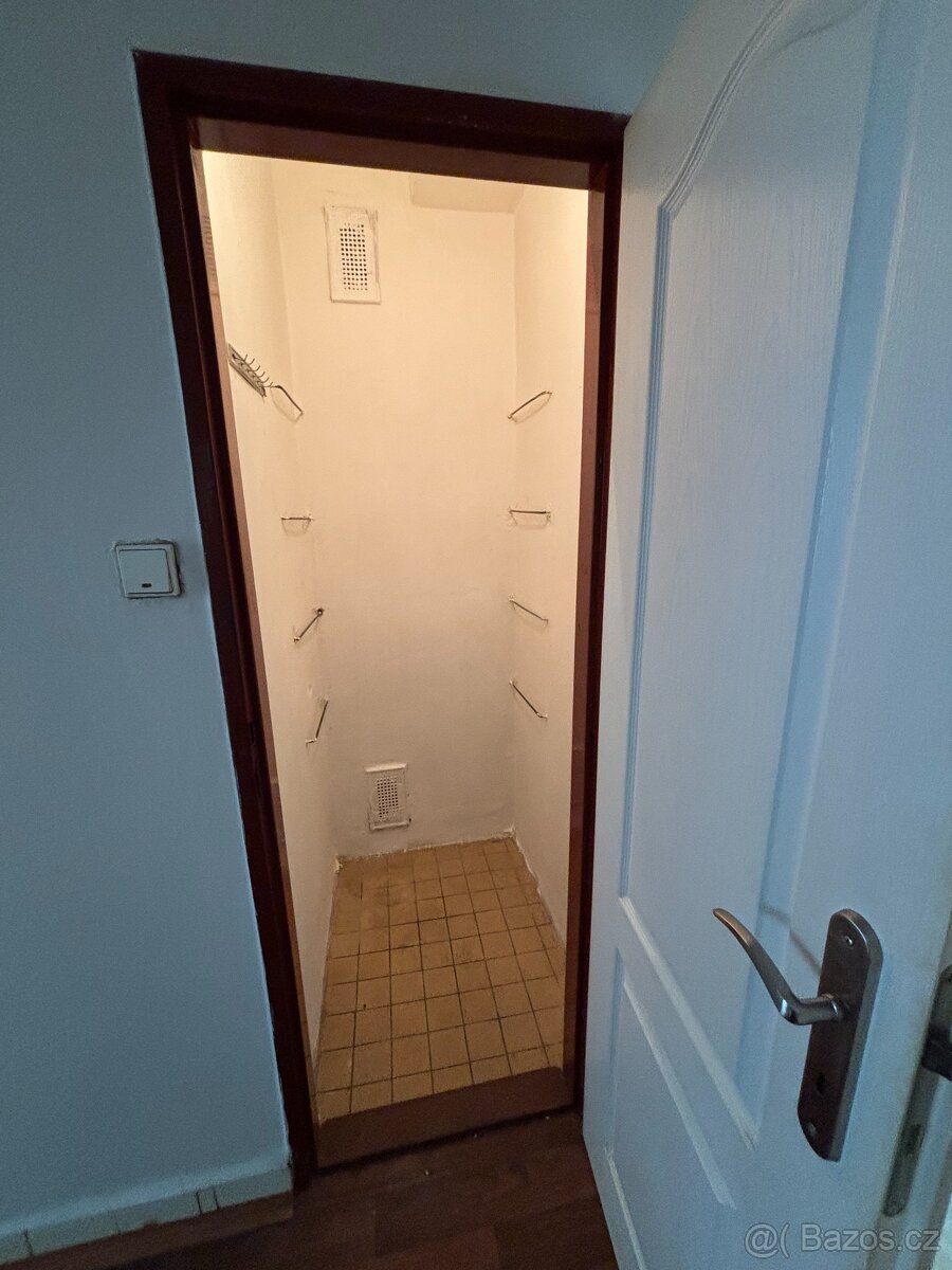 Družstevní byt ve vyhledávané části Mostu – 2+1, 57 m² - 9