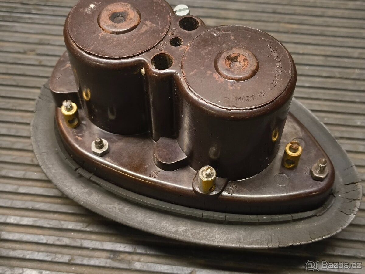 Spínací skříňka Jawa 250 pérák 11 350 18 Ogar 12 500 OHC - 9