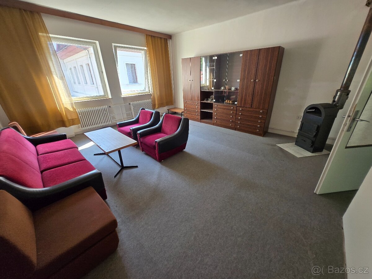 Ubytovací zařízení, pozemek 9.376 m2 - 9