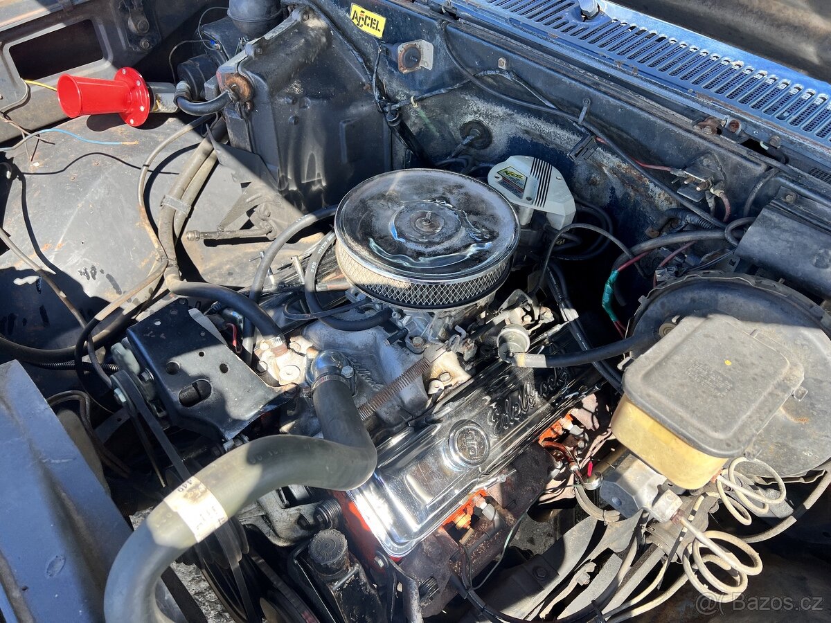 1983 GMC Hight Sierra v8 - 9