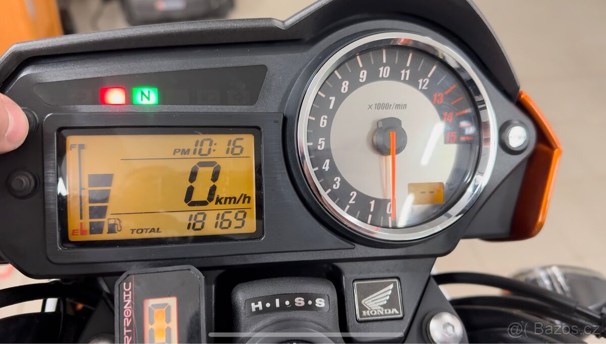 Honda CB 600F Hornet - 9