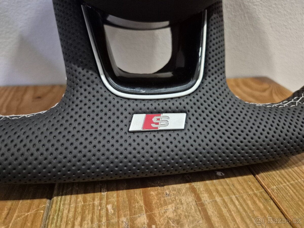 AUDI ŠPORTOVÝ VOLANT CELO-PERFOROVANÝ - 9