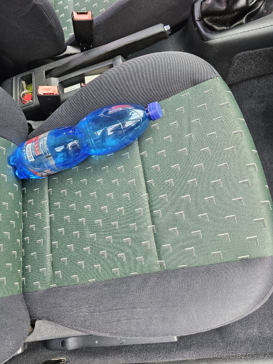 ŠKODA OCTAVIA 1,6 BENZIN - 9