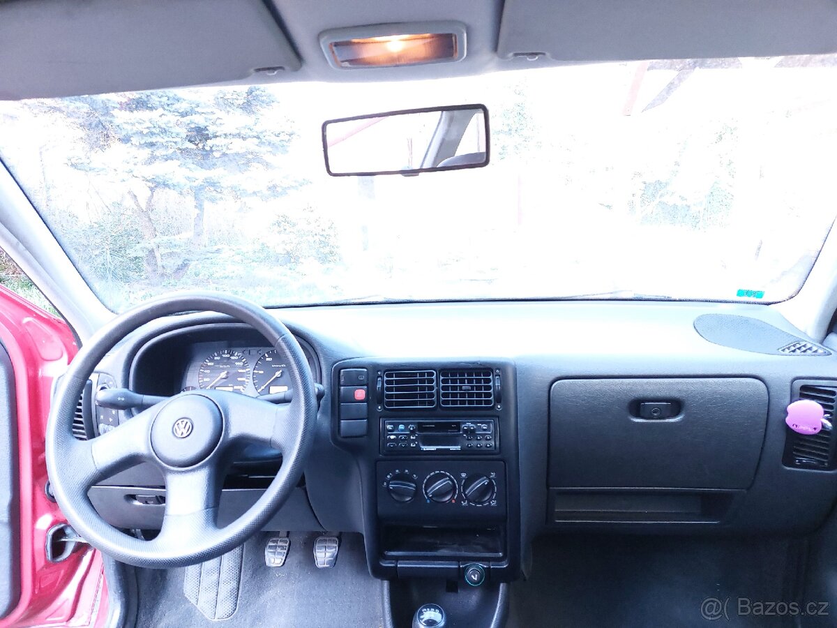 Volkswagen Polo 1.9 D - 9