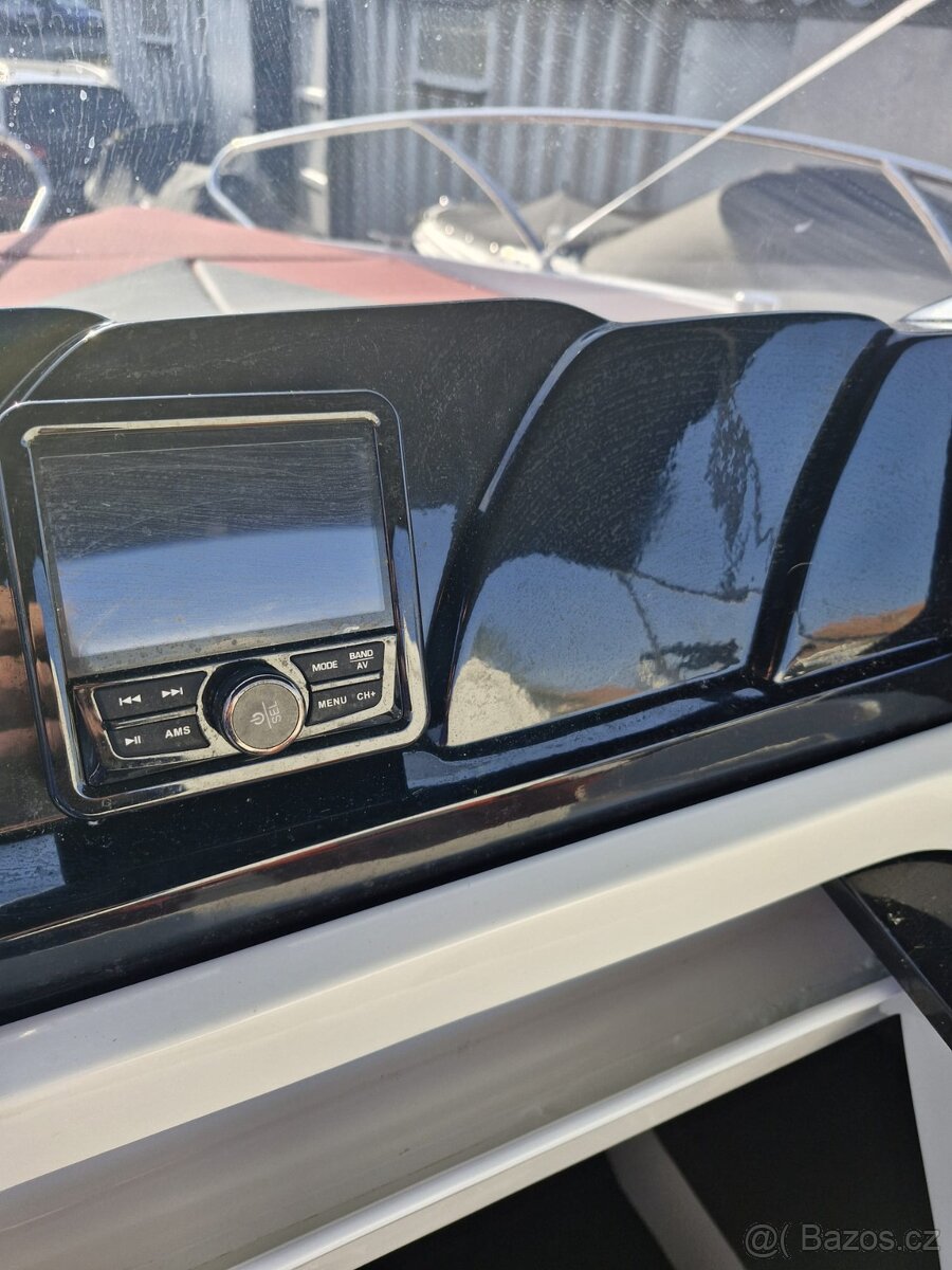 OKIBOATS BARRACUDA 595 DC - 9