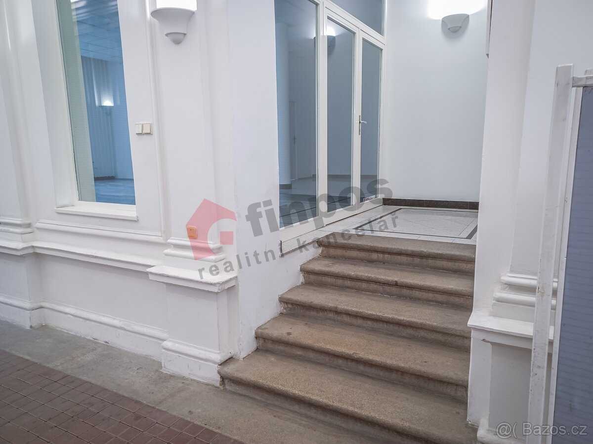 Pronájem obchodního prostoru 92 m² v Kolíně - 9