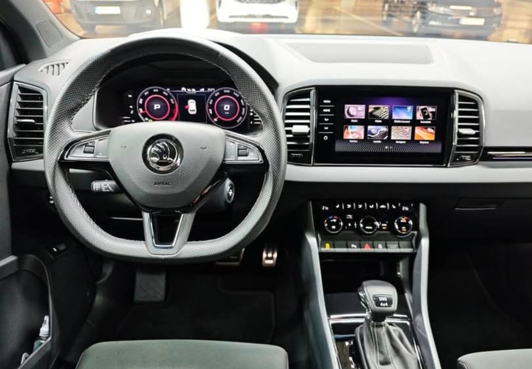 Škoda Karoq Sportline, 2.0 TSI, 140 kW, DSG, najeto 60 tisíc - 9