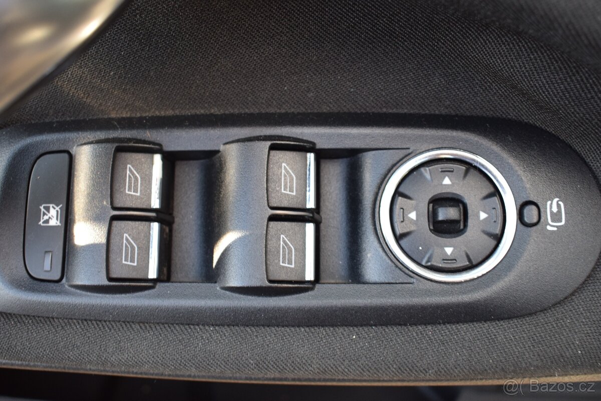 Ford Mondeo 2,0 TDCi - 9