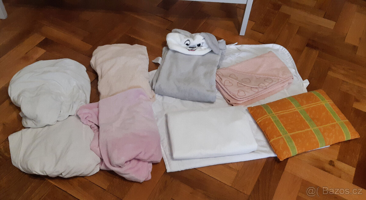 Rostoucí dětská postýlka Ikea vč. matrace a příslušenství - 9