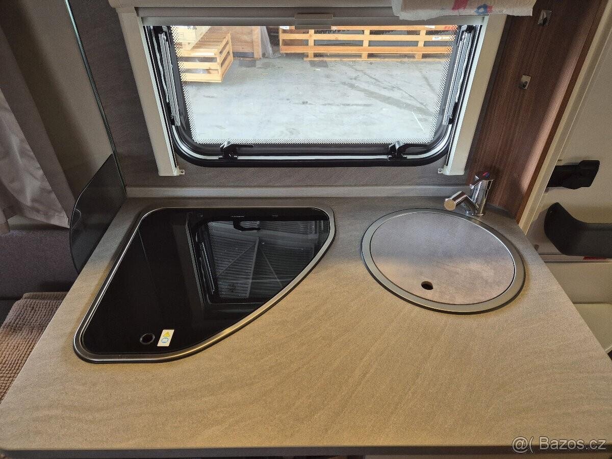 Karavan obytny přívěs WEINSBERG CaraOne - 9
