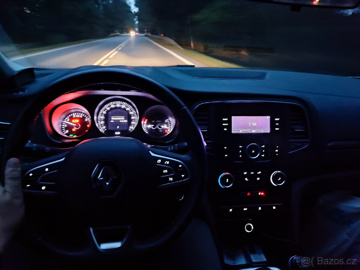 Renault Megane 4 1.2 benzín 2016 - 9