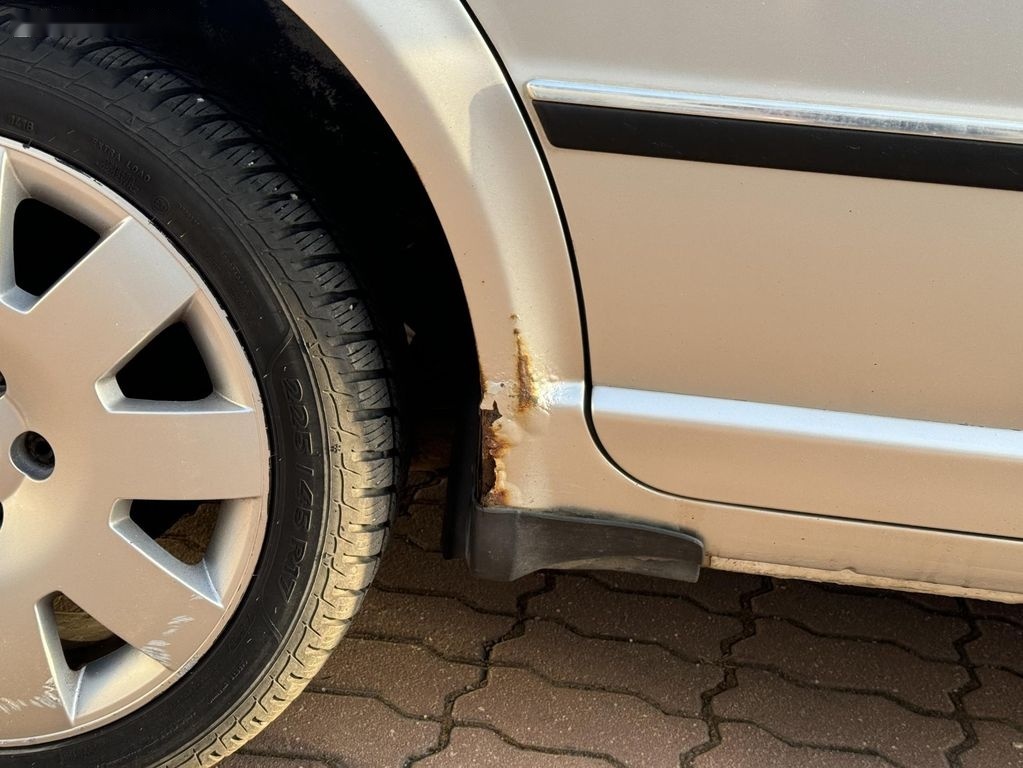 Škoda Superb,2.8 142kW - 9