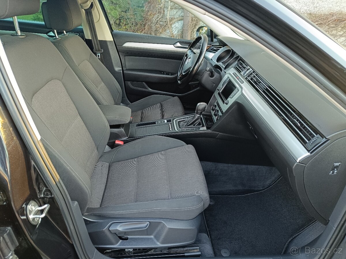 VW Passat - 9