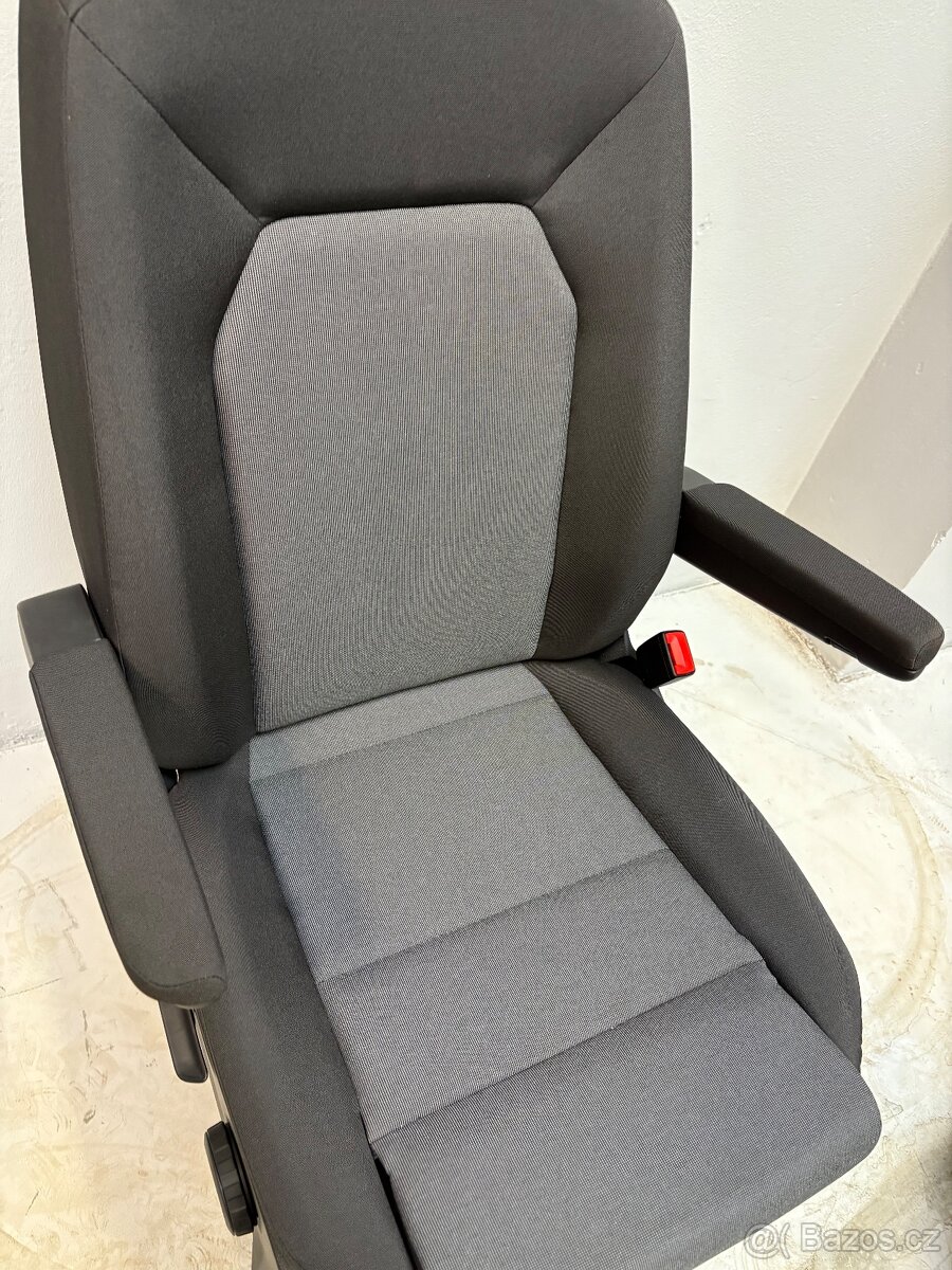 Sedadla Vw Crafter Odpružené Originál Vw rok 2017- - 9