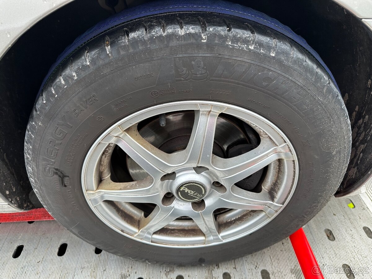 Škoda Octavia 3 1.2tsi 77kw combi 12/2014 - 9