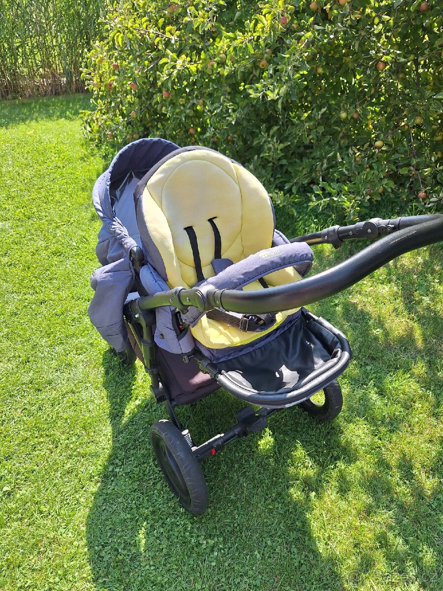 Trojkombinace kočárku Tutis Pia - 9