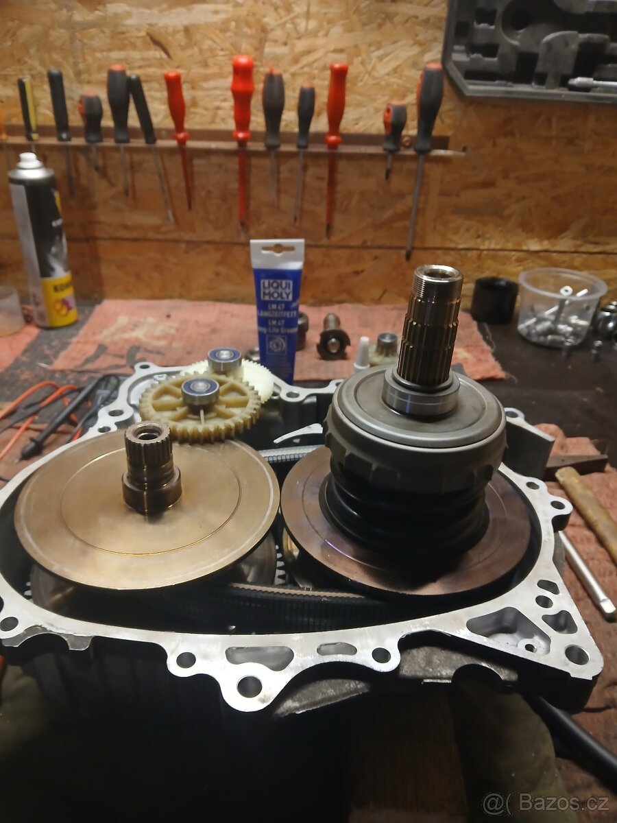 Suzuki burgman 650 - 9