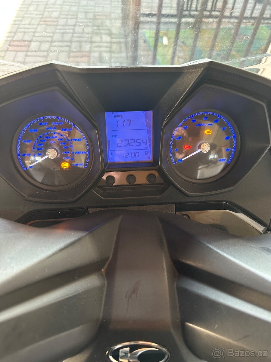 Kymco Dawntown 350i - 9