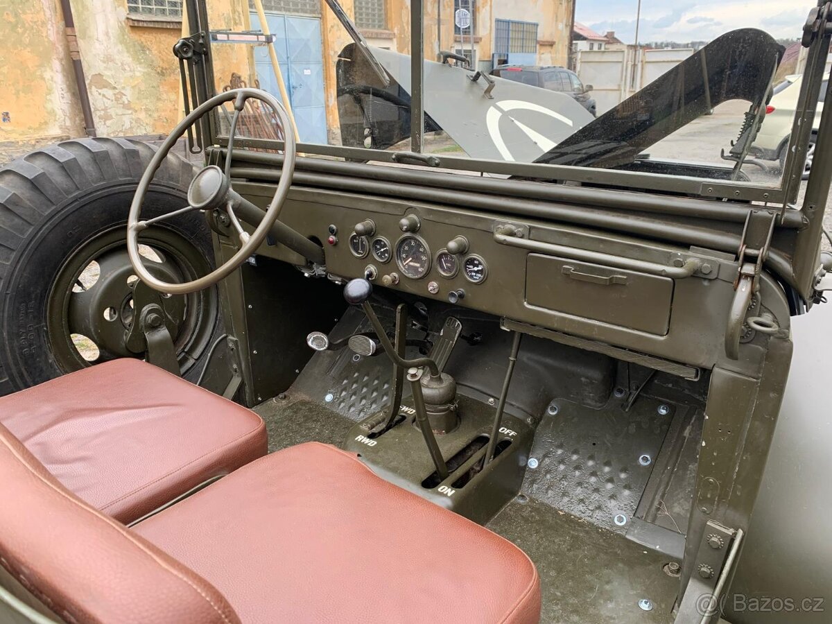 Dodge WC 52 - 9