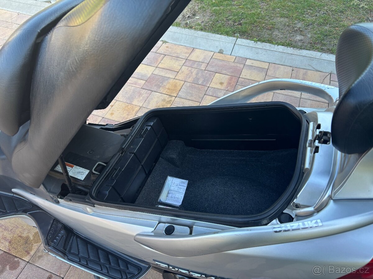 Prodám Suzuki Burgman 400 - 9